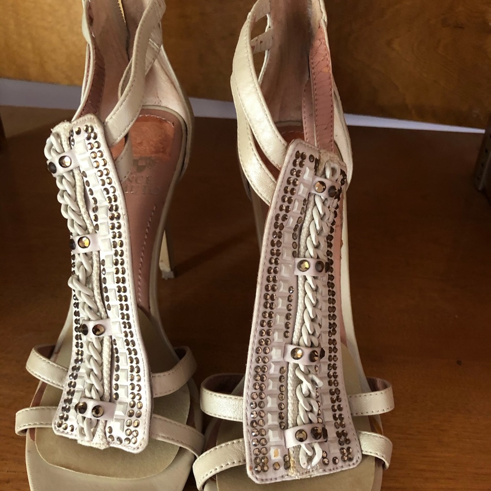 Vince Camuto Shoes